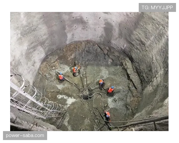 体系驱动下罗德里与恩宗济的传球枢纽功能为何趋于分散？